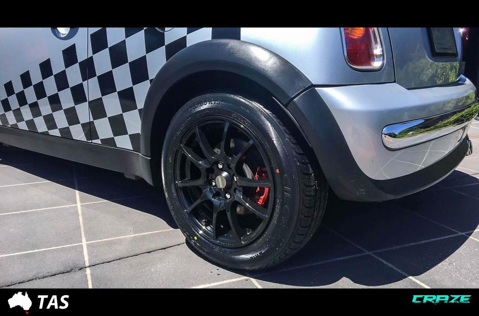 MINI-COOPER-CHALLENGE-BLACK